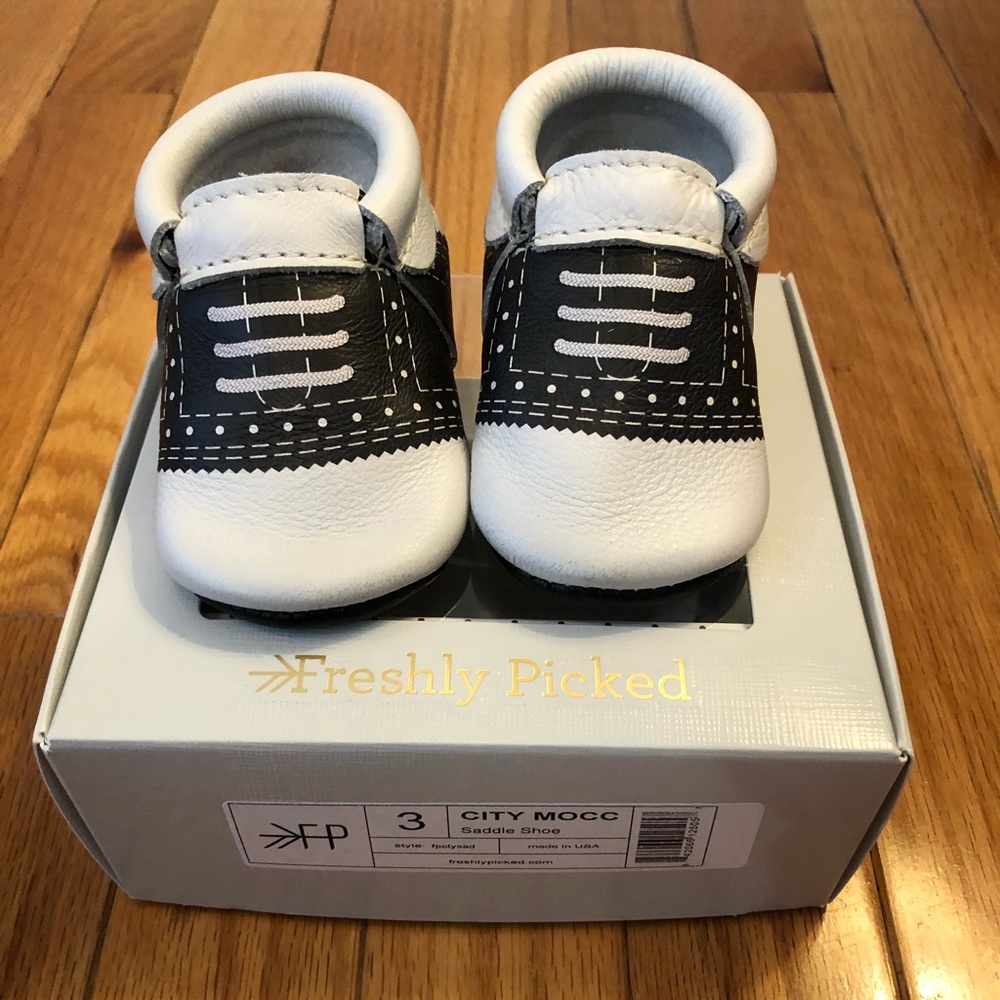 Freshly Picked Size 3 Saddle Shoes